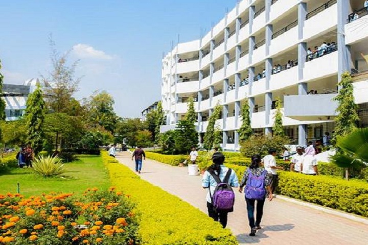 https://cache.careers360.mobi/media/colleges/social-media/media-gallery/26792/2020/2/14/Front view of SM Joshi College Hadapsar_Campus-view.jpg
